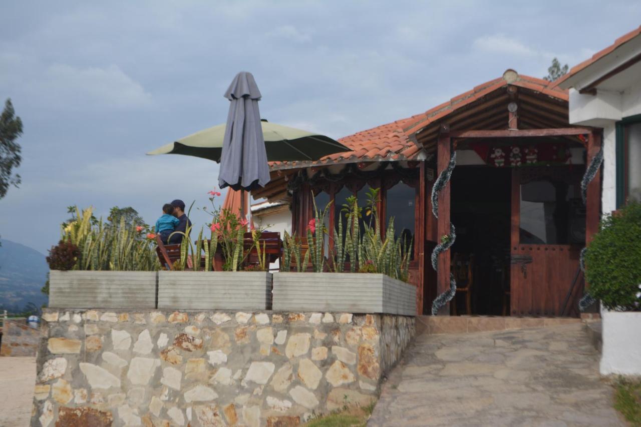 Hotel Cabanas San Cayetano Paipa Exterior foto